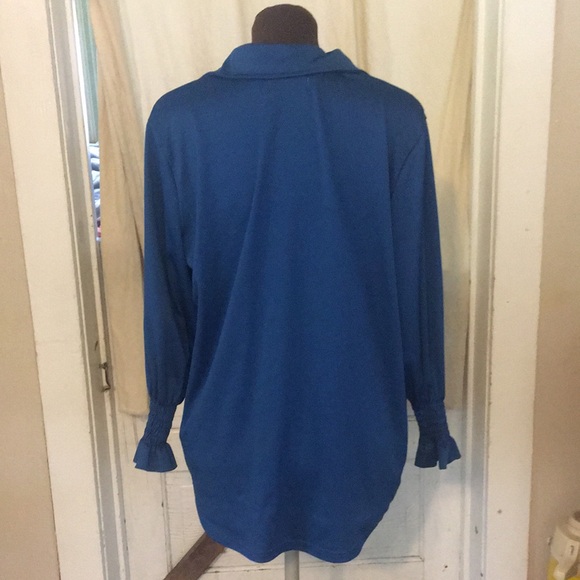 Flycurvy 1/4 Zip Blouse - Picture 3 of 5